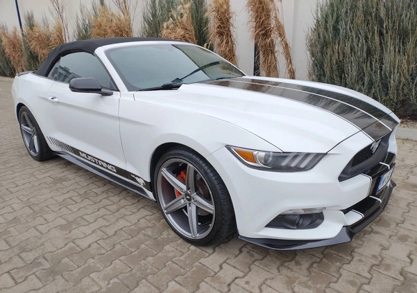 Ford Mustang cena 85500 przebieg: 134422, rok produkcji 2016 z Warszawa małe 277